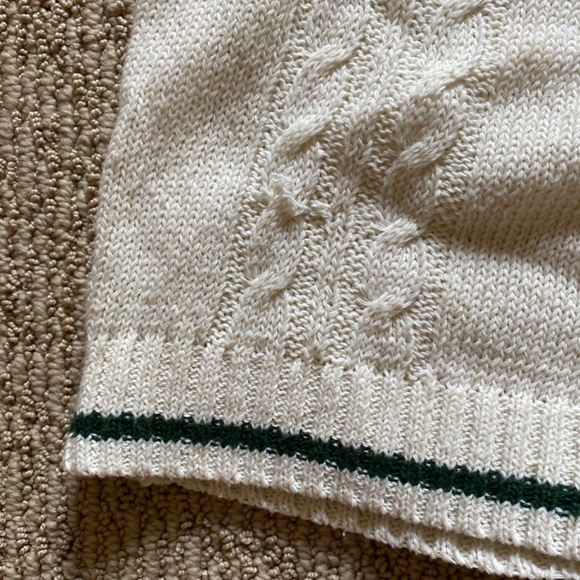 SHEIN V neck Knit Argyle Cream and Green Sweater Vest - Picture 4 of 6